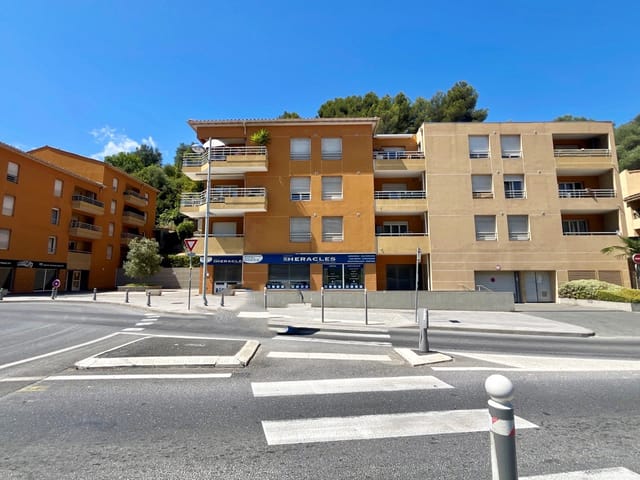 Apartamento en venta - 06730, Saint-Andre De La-Roche (Village), France, G6jLj2 - Melsia