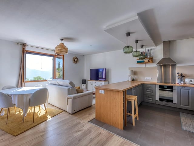 Appartement à vendre - 06510, Le-Broc (Village), France, GJ46O2 - Melsia