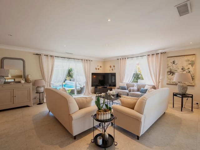 Casa in vendita - 83600, Frejus, France, GJ473P - Melsia