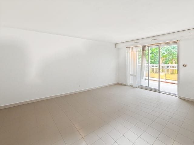 Appartamento in vendita - 06110, Le-Cannet (Mairie), France, GJ4Kn8 - Melsia