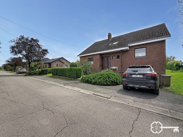 Casa in vendita - Rue du petit chêne , 12, 5580, Rochefort, Belgique, GJ8BB2 - Melsia