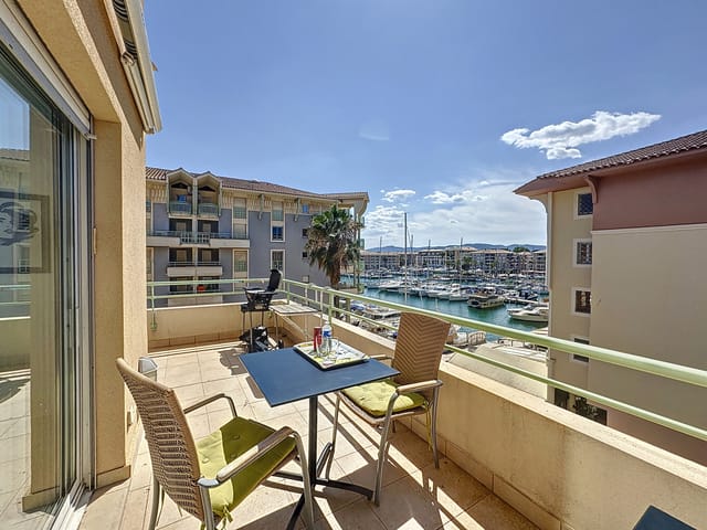 Apartamento en venta - 83600, Frejus (Port Fréjus), France, GJ8eJ9 - Melsia