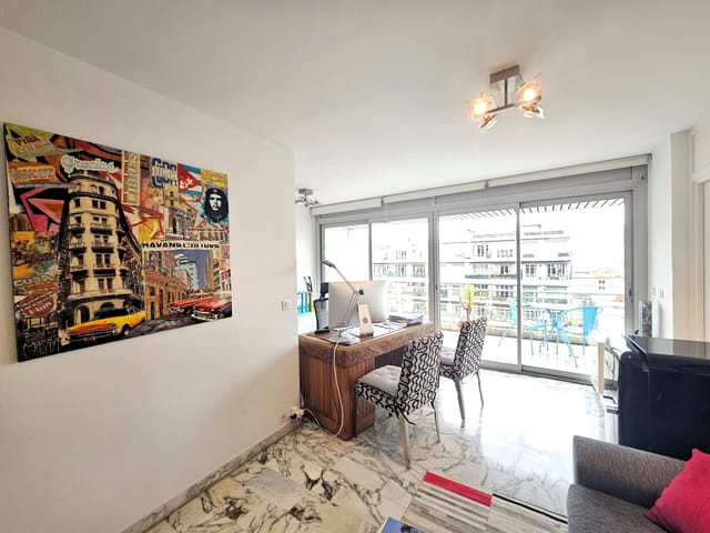 Appartement à vendre - 06000, Nice (Carre D'or), France, GJLyPw - Melsia