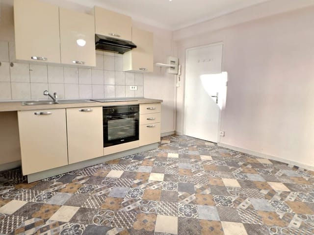 Appartement à vendre - 83700, Saint-Raphael (Centre Ville), France, GLjzQE - Melsia