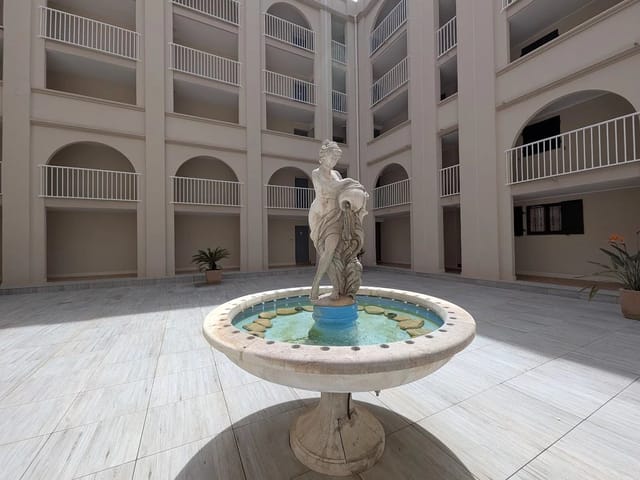 Appartement à vendre - 83370, Frejus (Saint Aygulf), France, GLz32r - Melsia