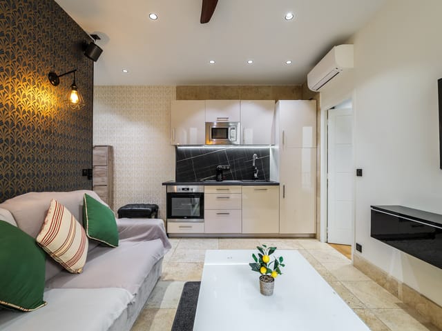 Appartement à vendre - 06000, Nice (Centre Ville), France, GV1wpz - Melsia