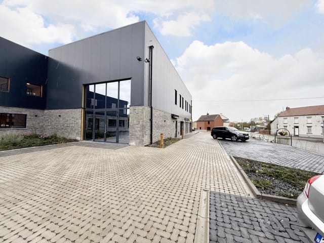 Commercial/Office for rent - Chaussée de Nivelles , 136, 5140, Sombreffe, Belgique, GVMP0K - Melsia
