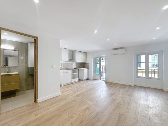 Appartement à vendre - 06000, Nice (Centre Ville), France, GVMarw - Melsia