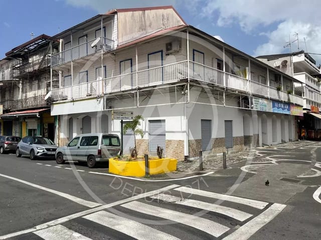 Commerce/Bureau à vendre - 97110, Pointe-A-Pitre, Guadeloupe, GjB6Ew - Melsia