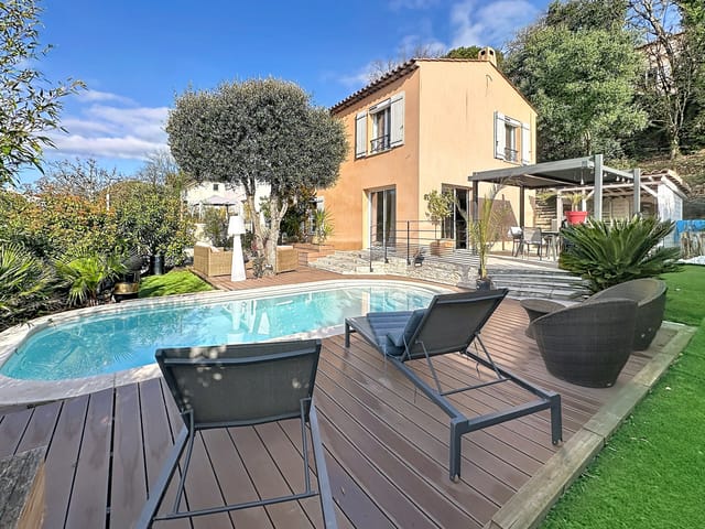 Casa in vendita - 83600, Bagnols-En-Foret (Village), France, GjBvne - Melsia