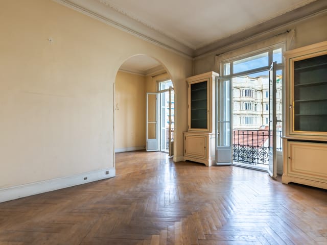 Appartement à vendre - 06000, Nice (Carre D'or), France, GjRljR - Melsia