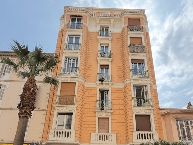 Quarto de serviço comprável - 06160, Antibes (Juan Centre), France, GjwKZn - Melsia