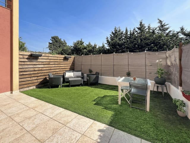 Appartement te koop - 83600, Frejus (Centre Ville), France, X7QmDw - Melsia