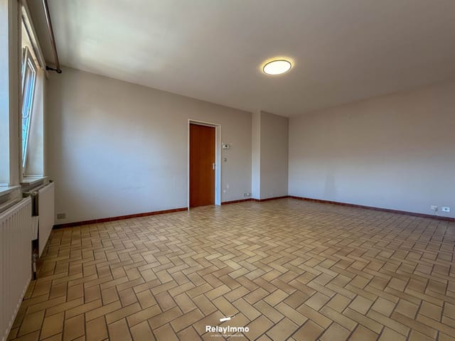 Apartamento aluga-se - Rue des Corriers, 21, 7500, Tournai, Belgique, X7W06g - Melsia