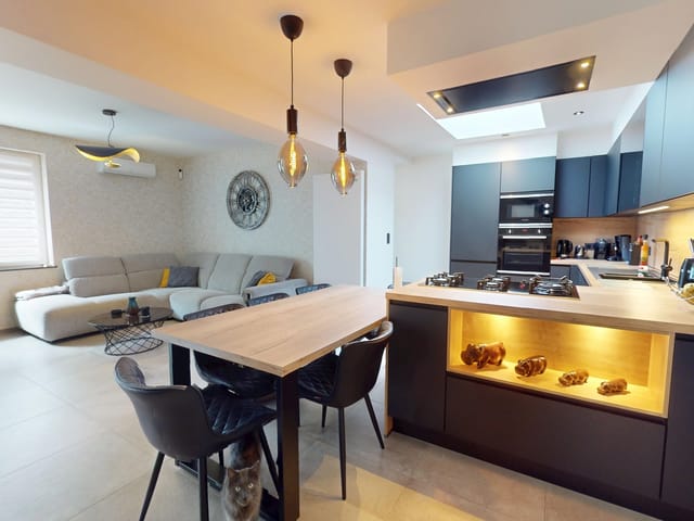 Haus zu verkaufen - Rue des Tomballes, 28, 4101, Seraing, Belgique, X7WeBZ - Melsia