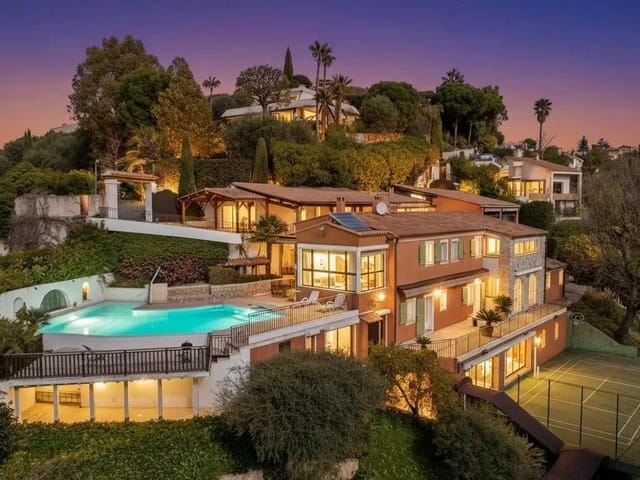 Maison à vendre - 06000, Nice (St Pierre De Feric), France, X7WyNx - Melsia