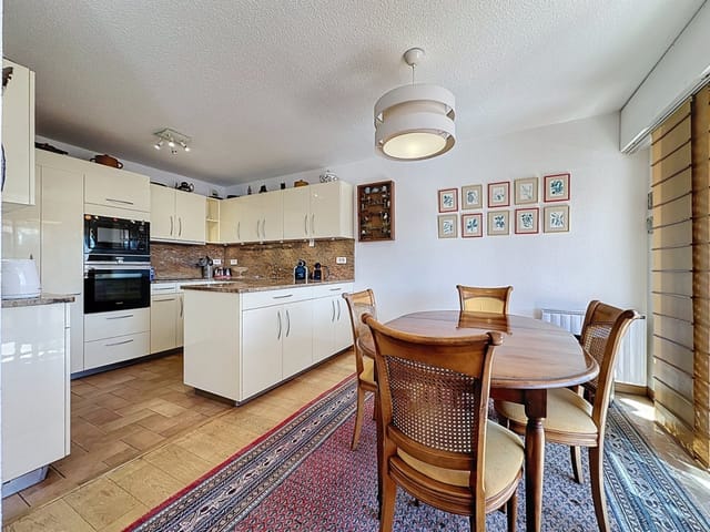 Appartement à vendre - 83700, Saint-Raphael (Centre Ville), France, XY8Q2v - Melsia