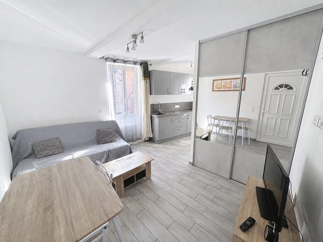 Studio te koop - 83520, Roquebrune-Sur-Argens (Village), France, XY8RR4 - Melsia