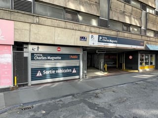 Garaje/Parking en alquiler - Rue Soeurs-de-Hasque, 1 B, 4000, Liège, Belgique, XYzY73 - Melsia