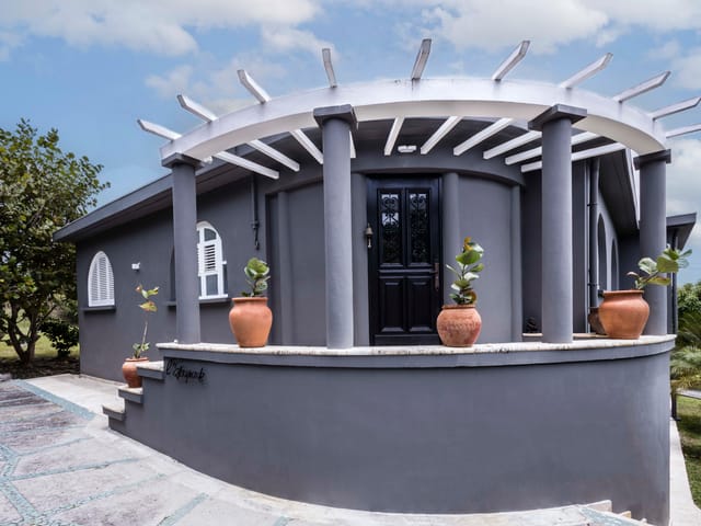 Maison d'architecte à vendre - 97200, Fort De France (Didier-Desrochers-Vieux Moulin), Martinique, XeK2kQ - Melsia