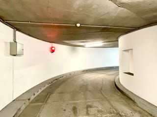 Garage/Parkeerplaats te koop - Rue de l'Arbre Bénit, 1050, Ixelles, Belgique, XeKj0w - Melsia