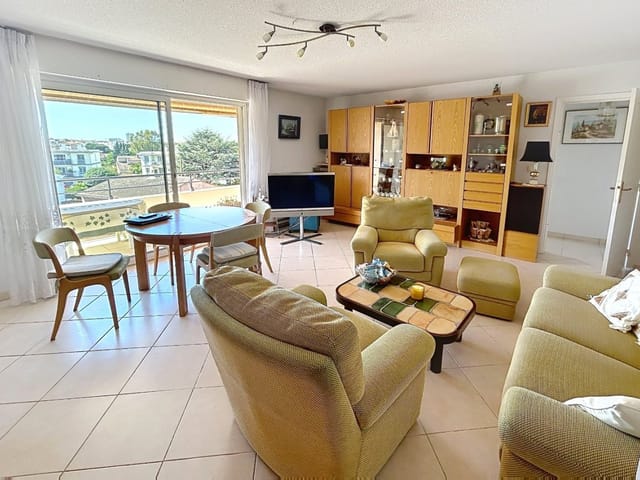 Apartment for sale - 83700, Saint-Raphael (Proche Centre Ville), France, XegRK1 - Melsia