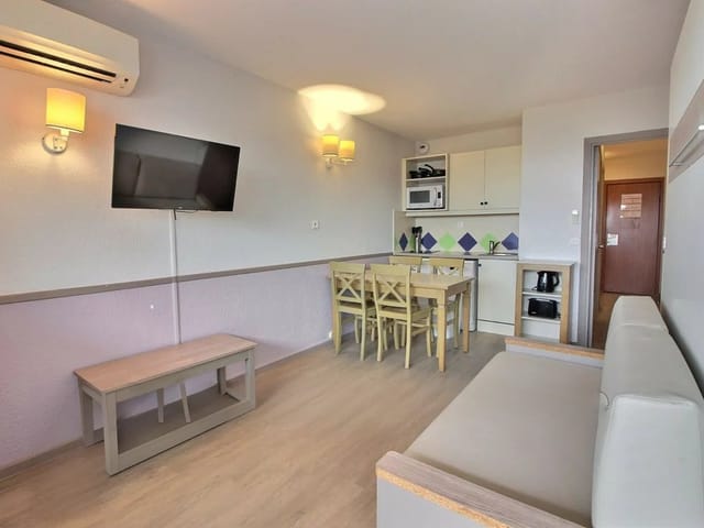 Appartement à vendre - 06160, Antibes (Juan Centre), France, XeyMwV - Melsia