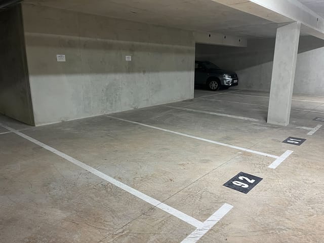 Garage/Parking à vendre - 06330, Roquefort-Les-Pins (centre ville), France, Xg49aB - Melsia