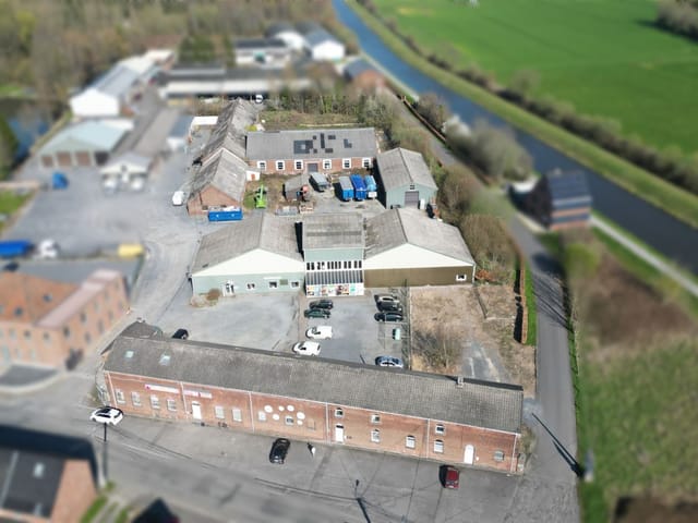 Edificio de inversión en venta - 7950, Chièvres, Belgique, XgDgoa - Melsia