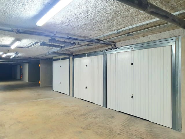 Garage/Parcheggio in vendita - 83600, Frejus, France, XgV3qp - Melsia