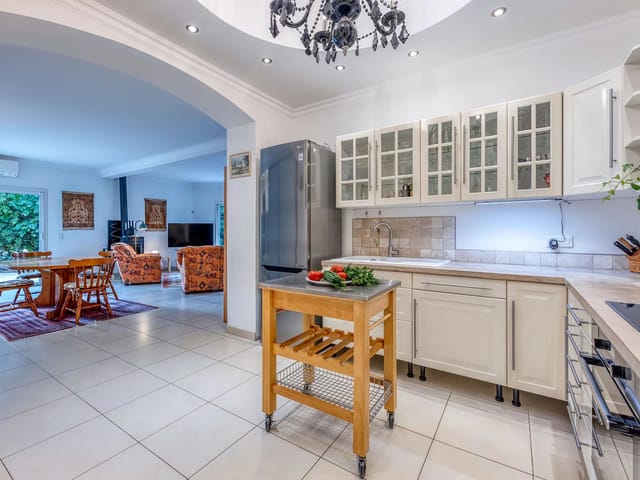 Apartment for sale - 06400, Cannes (Saint Nicolas), France, XgVdNy - Melsia