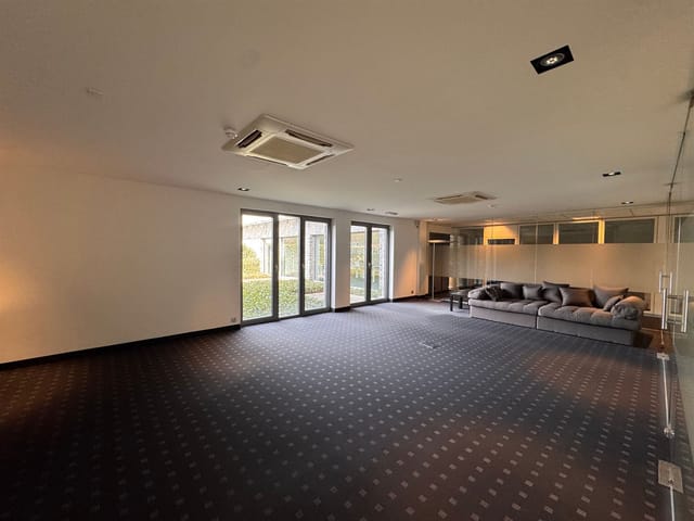 Commercial/Office for rent - 6900, Marche-En-Famenne, Belgique, Xm4EQQ - Melsia