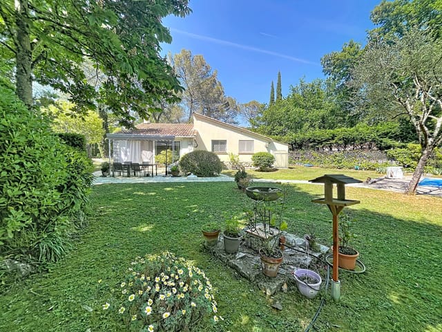 Casa in vendita - 06330, Roquefort-Les-Pins, France, Xm4WNV - Melsia