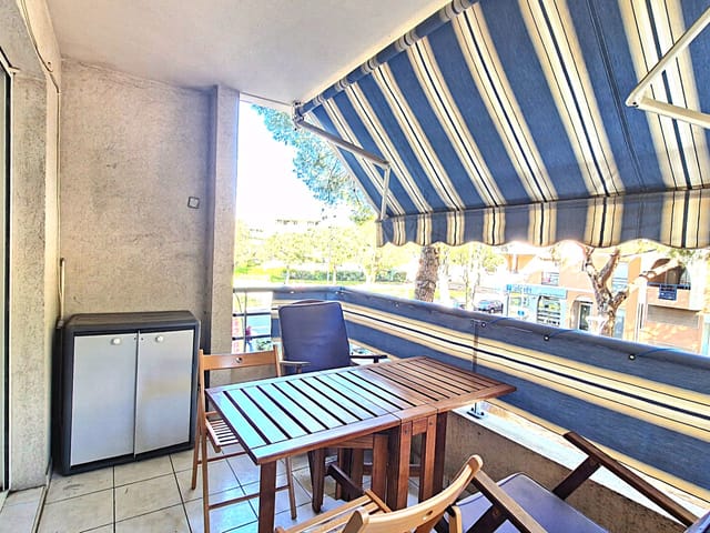 Appartement à vendre - 83600, Frejus (Port Fréjus), France, Xmw2yz - Melsia