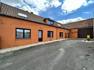 Casa in vendita - Place de Pipaix , 12, 7904, Leuze-En-Hainaut, Belgique, XmwK1A - Melsia