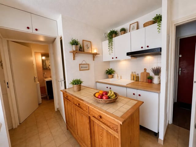 Appartement à vendre - 83600, Frejus (Proche Centre Ville), France, XmwYrA - Melsia