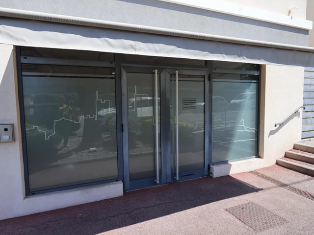 Commerce/Bureau à vendre - 06600, Antibes, France, XyP7ky - Melsia