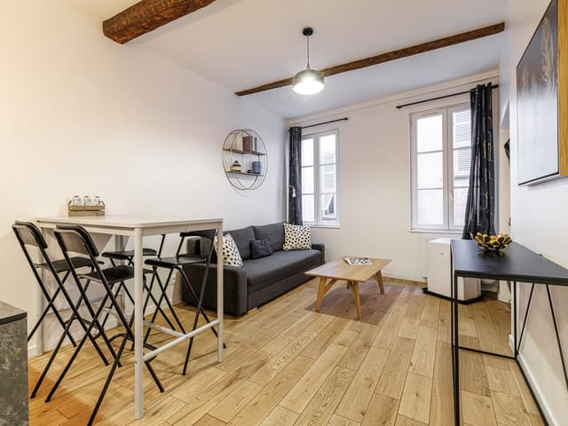 Appartement à vendre - 06300, Nice (Vieux Nice), France, XyP8Rn - Melsia