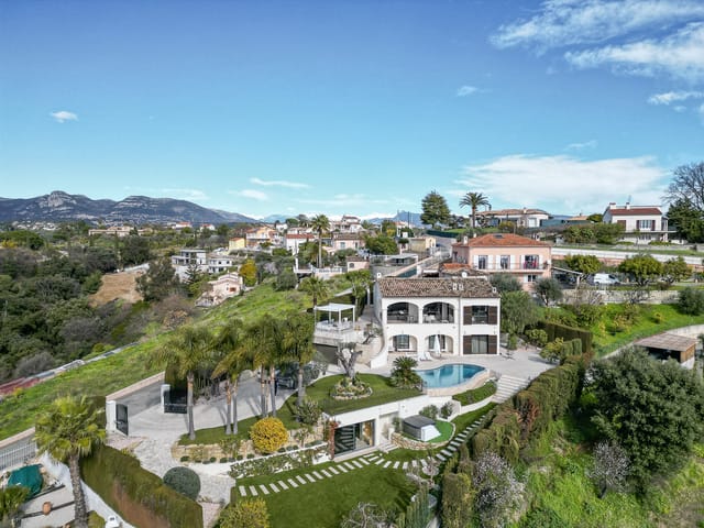 Maison à vendre - 06800, Cagnes-Sur-Mer, France, XyPRYB - Melsia