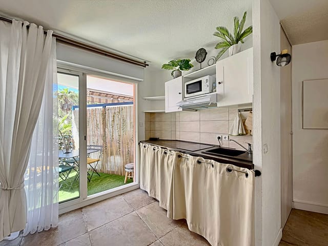 Apartamento comprável - 83600, Frejus (Port Fréjus), France, Xyp4Y3 - Melsia