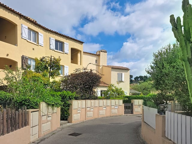 Apartamento comprável - 10, Rue du Gendarme Desclair, 06800, Cagnes-Sur-Mer, France, b1gYaM - Melsia
