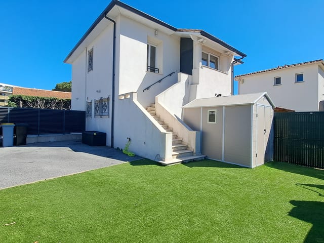 Appartement à vendre - 34, Rue Charles Roux, 83600, Frejus, France, b1gllK - Melsia
