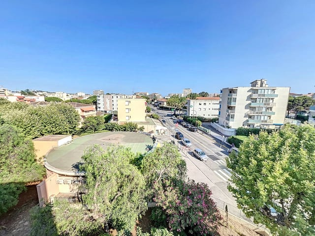 Apartment for sale - 355, Rue Hippolyte Fabre, 83600, Frejus (Frejus Plage), France, b1k6qK - Melsia