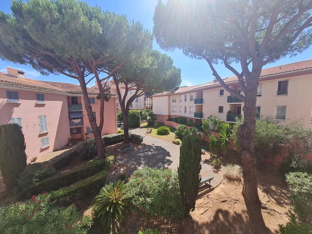 Appartement à vendre - 83600, Frejus (Centre Ville), France, b1kMEk - Melsia