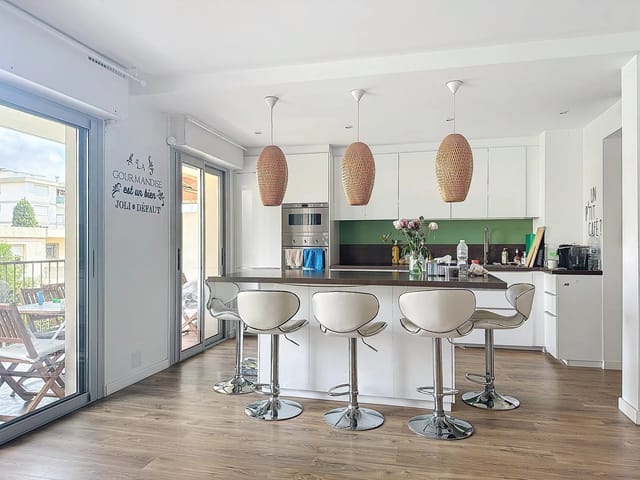 Appartement à vendre - 06700, Saint-Laurent Du Var (Tzanck), France, b1qRgM - Melsia