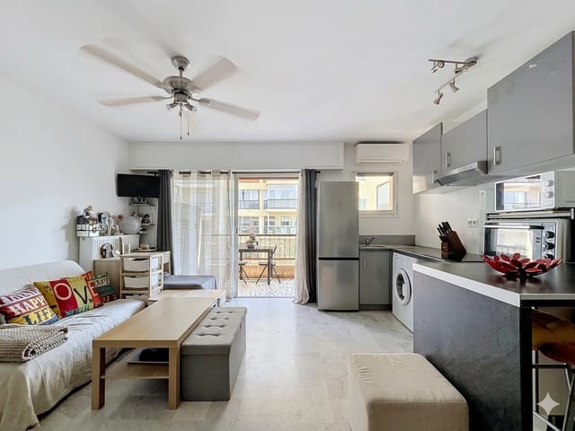Apartamento en venta - 06160, Antibes, France, b1xKNN - Melsia