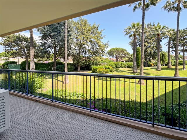 Appartement à vendre - 06600, Antibes (La Fontonne - Val Claret), France, b1xNB8 - Melsia