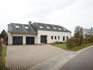 Casa en venta - 6717, Attert, Belgique, ba3eWe - Melsia