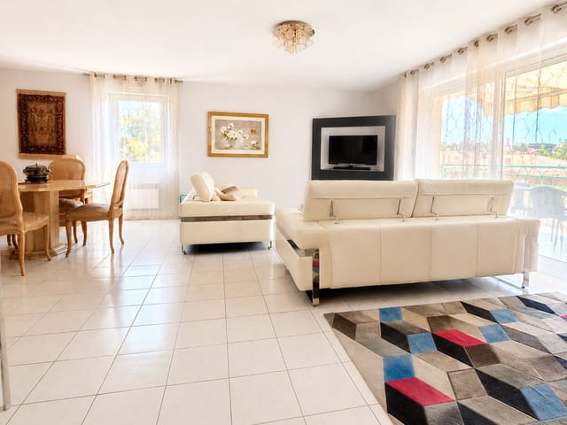 Appartamento in vendita - 83700, Saint-Raphael (Chemin Aurelien), France, baD62r - Melsia
