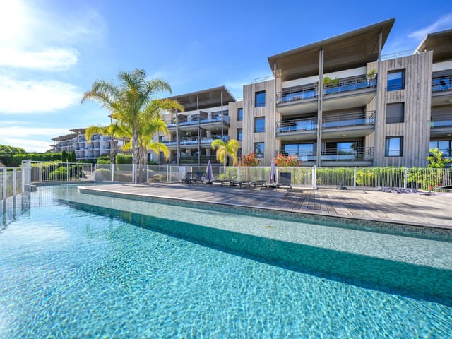 Appartement à vendre - 06600, Antibes (Bréguières), France, baDmrn - Melsia